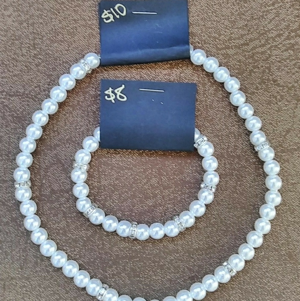 Pearl Necklace or Choker & Bracelet Set